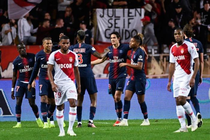 球赛场上 球赛场上