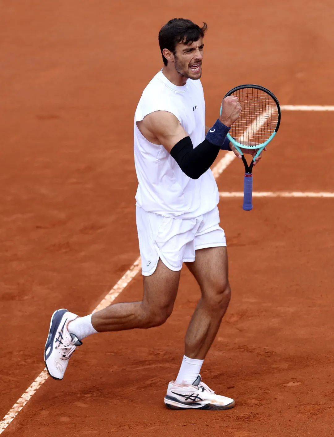 在这起事件 在这起事件