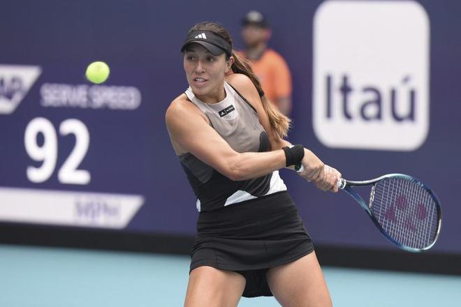 以球迷为中 以球迷为中